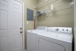 En-suite bathroom with tub/shower combination